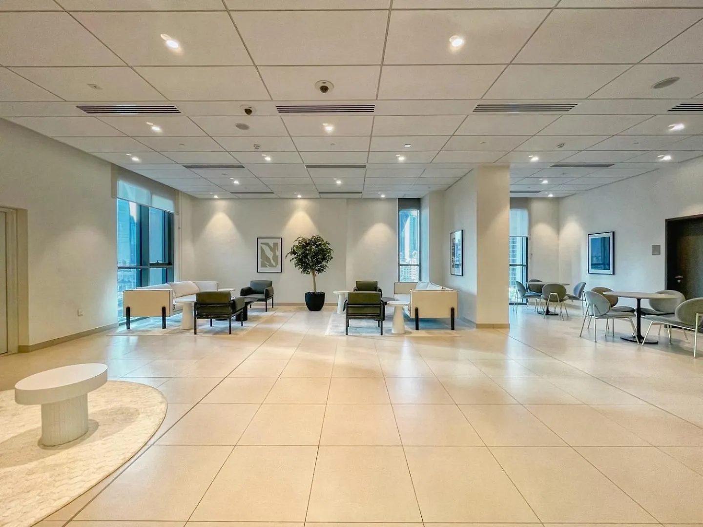 Guestready - Modern Home With Stunning City Views Dubai Apartment