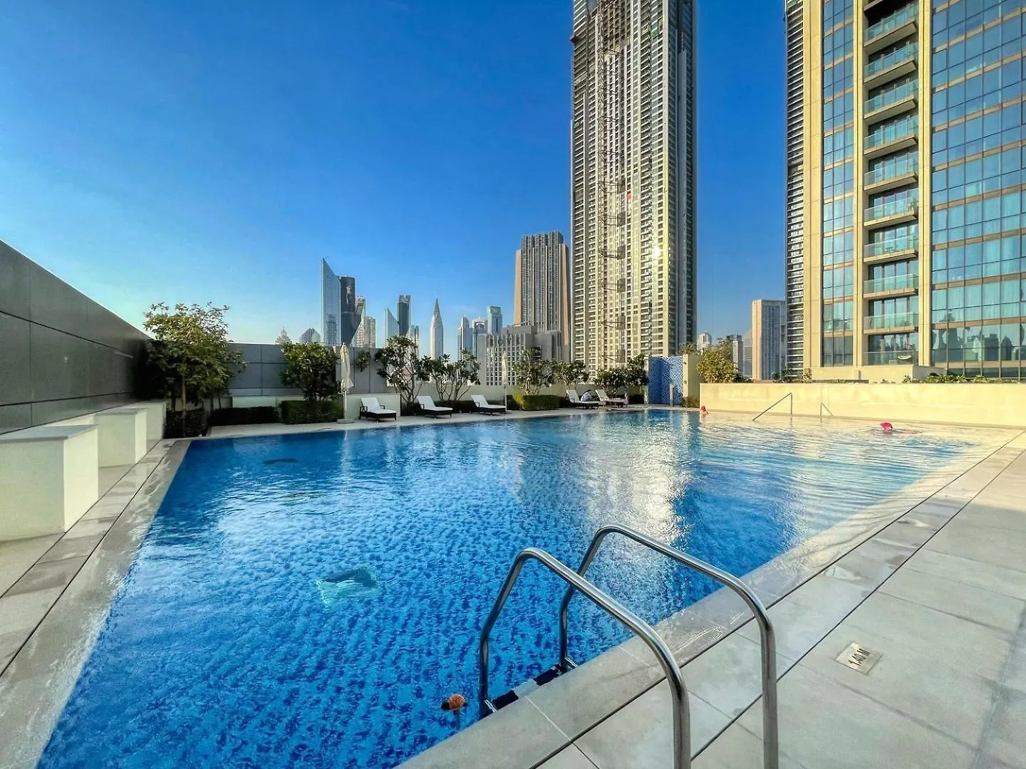 Guestready - Modern Home With Stunning City Views Dubai Apartment